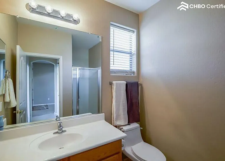 8607 W Brown St — Photo 25