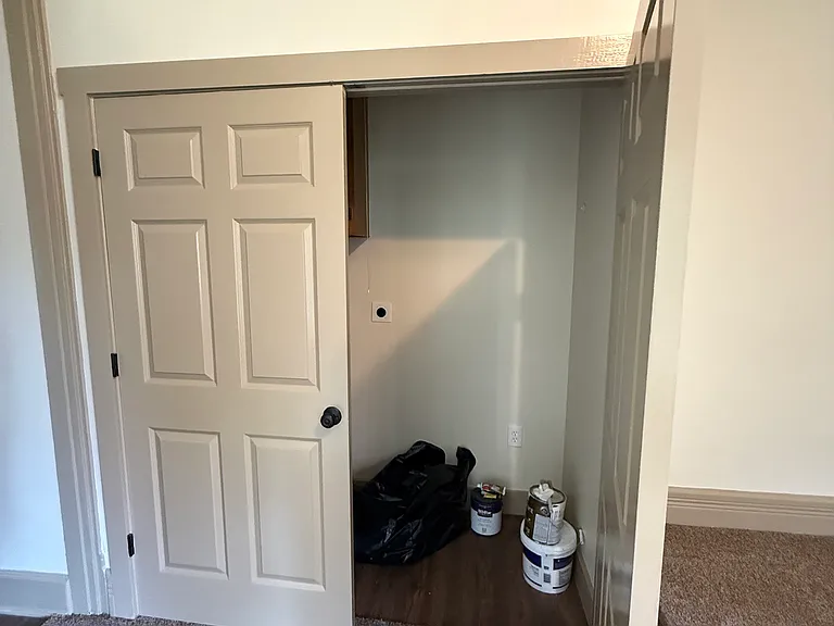 14 N High St #16 — Photo 3