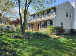 1352 Meadow Ln, Perkasie, PA 18944