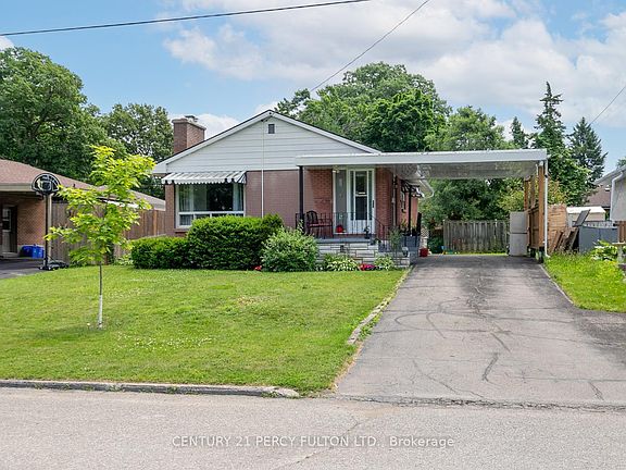 2nd image of 12 Northwood Cres