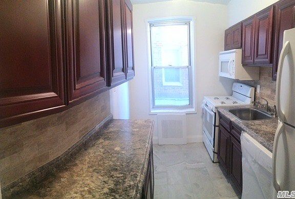 2nd image of 12116 Ocean Promenade APT 1B