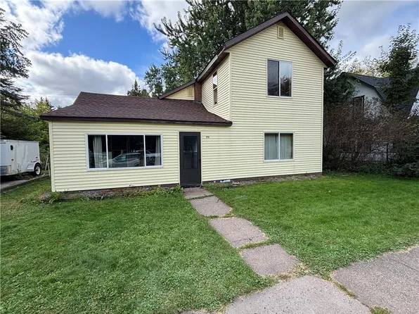 210 6th Avenue, Shell Lake, WI 54871