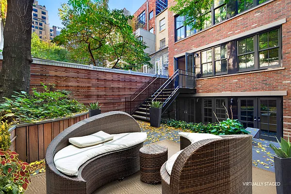 Rented by Compass | media 10