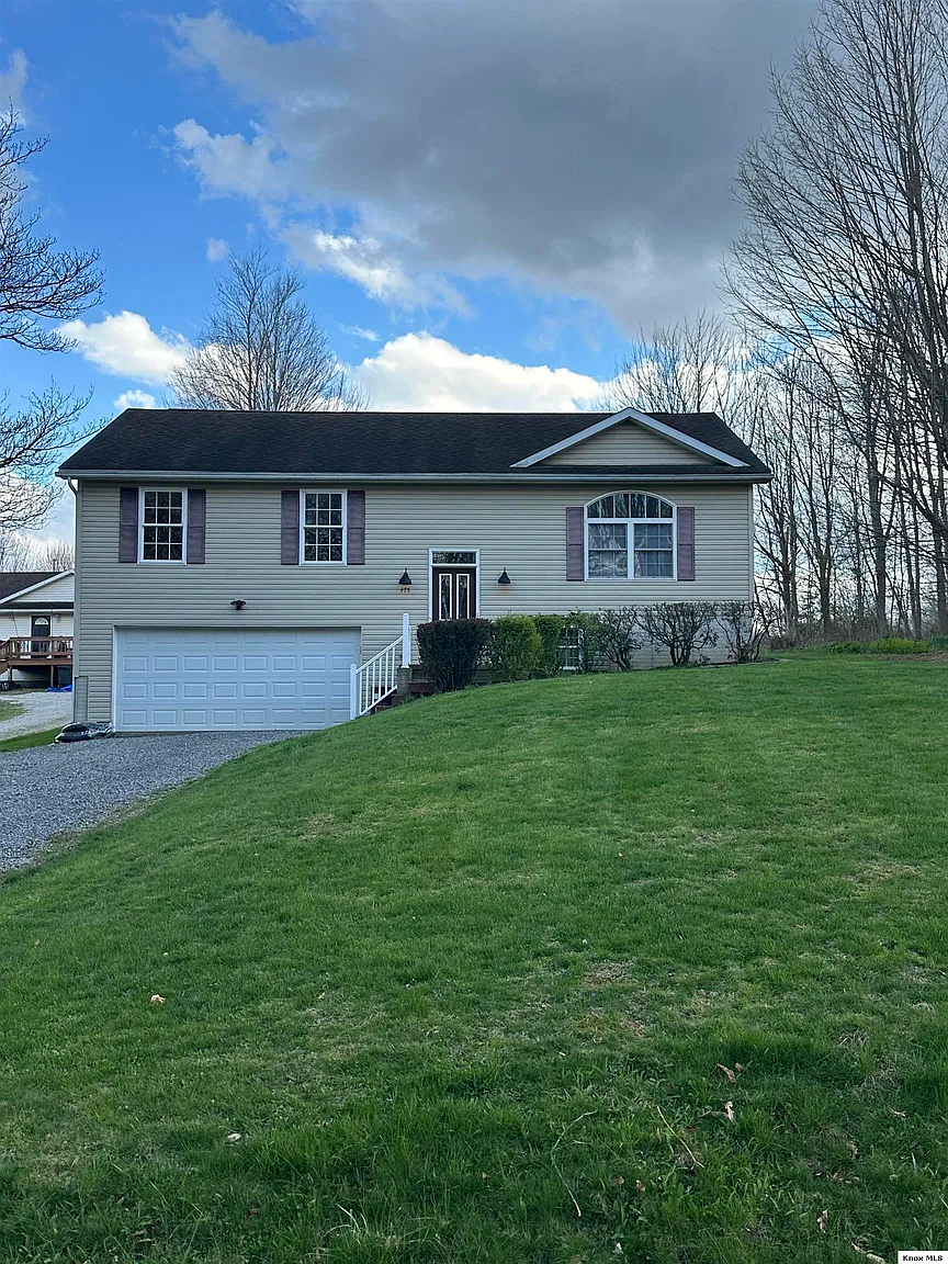 475 Glenmonte Dr photo 1