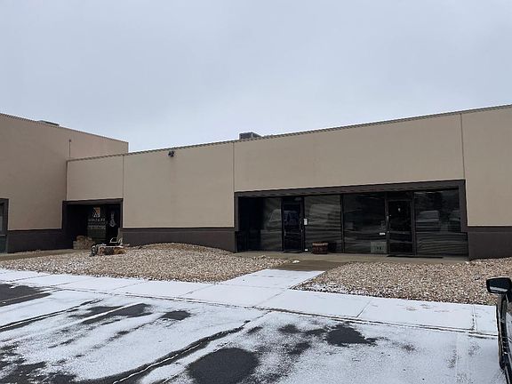 2nd image of 6395 Gunpark Dr Suite Q