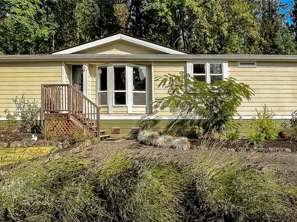 21270 Howard Avenue NE, Kingston, WA 98346