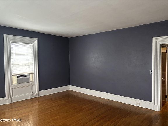 4th image of 110 Avenue L #2
