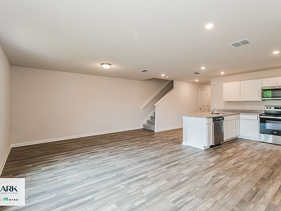 3rd image of 45335 Red Brick Dr
