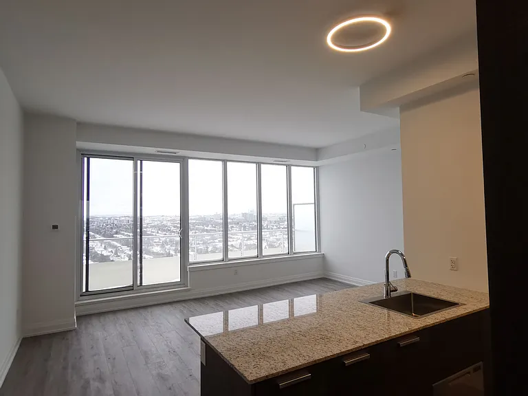 75 Canterbury Pl #Penthouse 605 — Photo 10