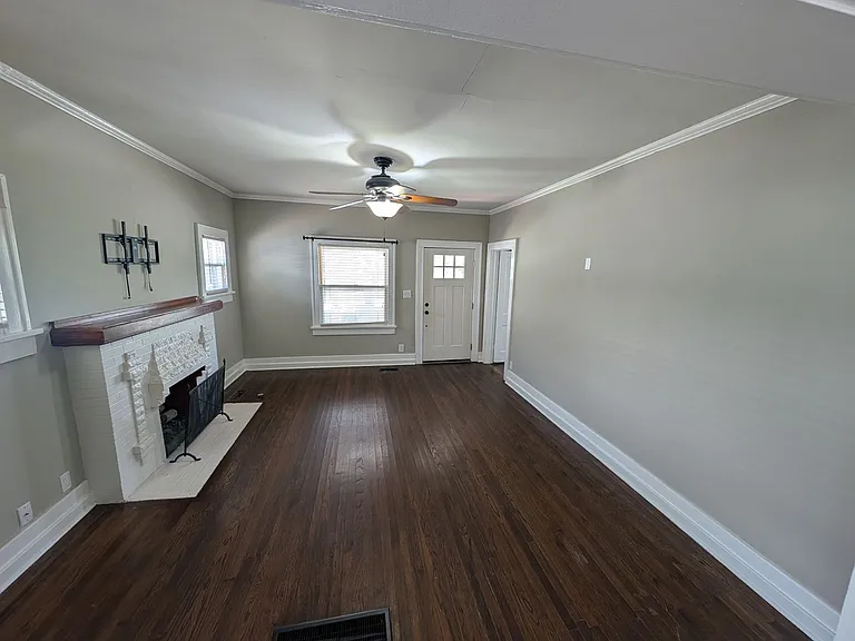 1244 S Gary Ave — Photo 6