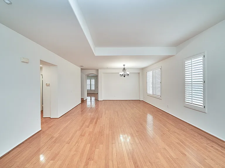 7455 Chanteclair Ct — Photo 6