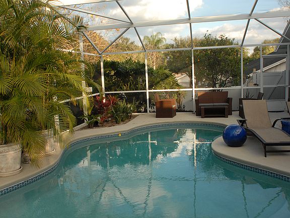 2nd image of 15841 Bay Lakes Trl