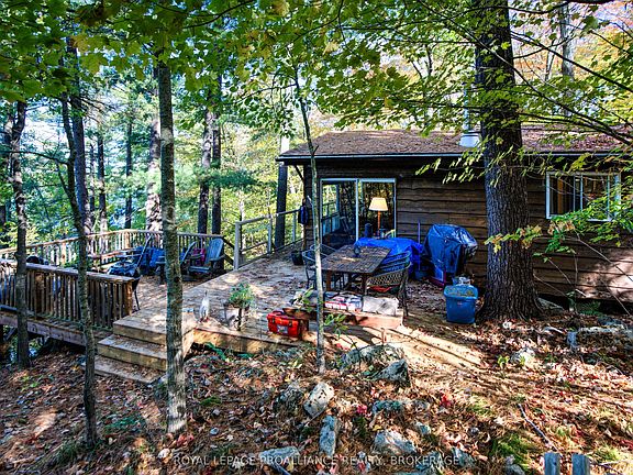 4th image of 450 Brooks Point Rd