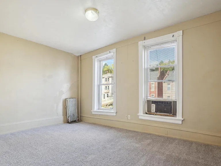 538 Loras Blvd #538 — Photo 6
