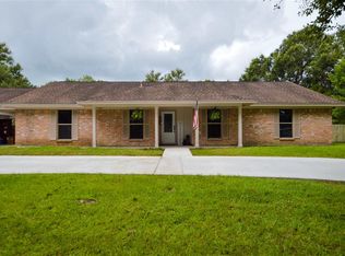 250 E Cora Lee St, Sour Lake, TX 77659