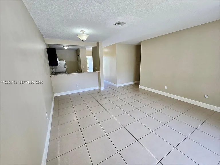 3724 NW 115th Ave #2724 — Photo 5
