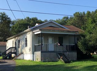 47 W Market St, Sheppton, PA 18248