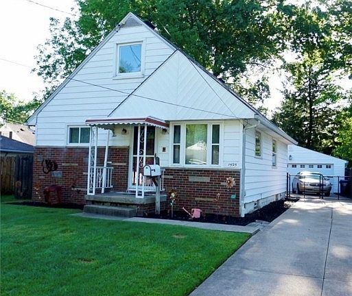 2nd image of 1595 9th St