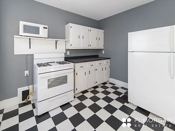 4th image of 3735 S 24th St #2
