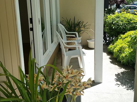 4th image of 1733 Anamor St