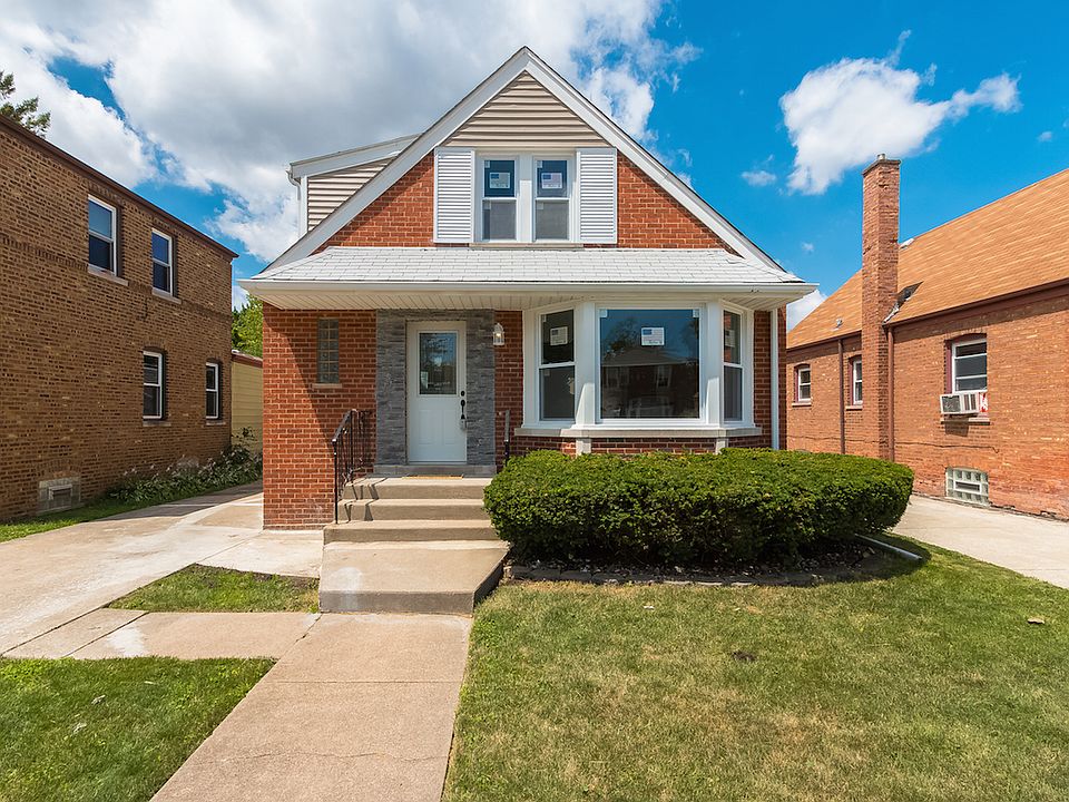 1st image of 8748 S Mozart Ave