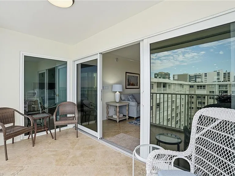 3443 Gulf Shore Blvd N #814 — Photo 30