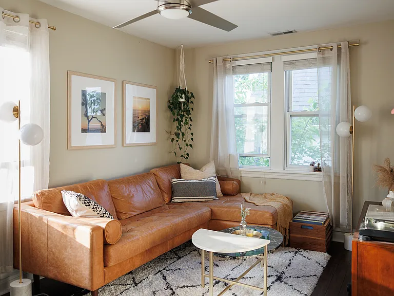 3022 N Oakley Ave #2 — Photo 6