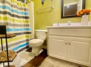 703 Wright Ave, Greenwood, SC 29646
