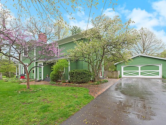 3rd image of 6301 Winding Ln