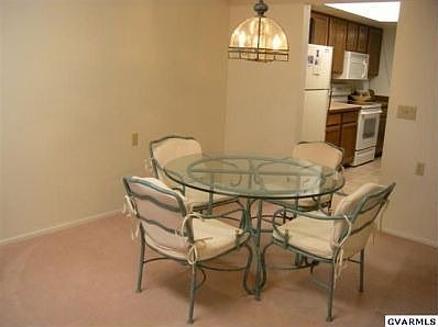 3rd image of 726 W Calle De Emilia