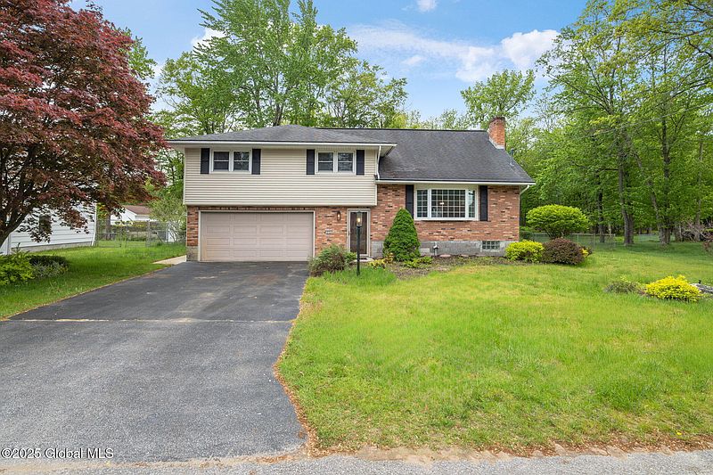 2nd image of 372 Masullo Parkway