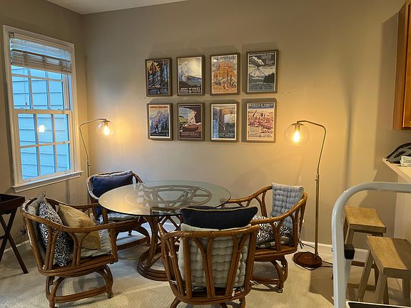 Open airy eat-in area