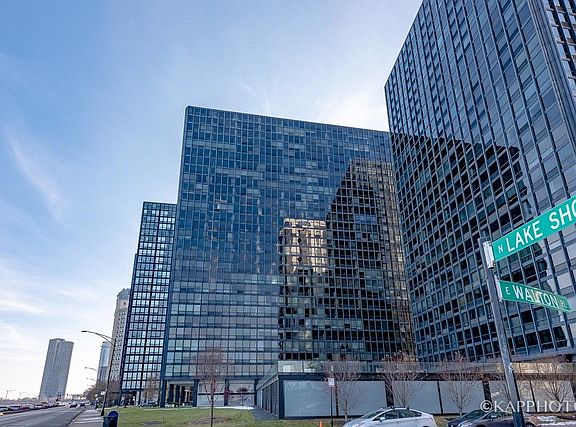 2nd image of 900 N Lake Shore Dr APT 702