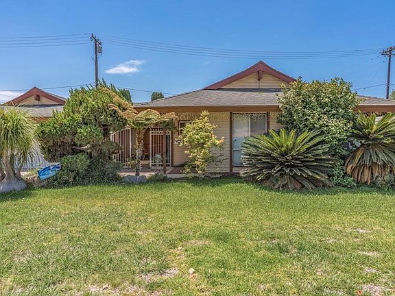 3rd image of 2532 E Lizbeth Ave