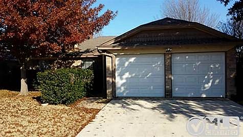 1st image of 409 Betsy Ross Dr