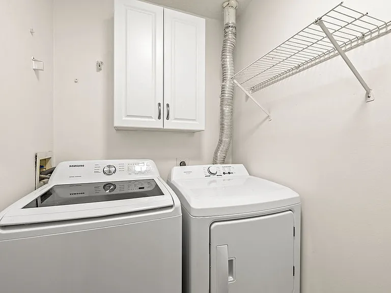 1542 N Lawnwood Cir #37D — Photo 13