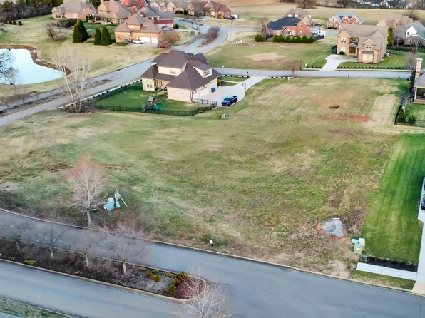 2569 Stone Manor Way, Clarksville, TN 37043