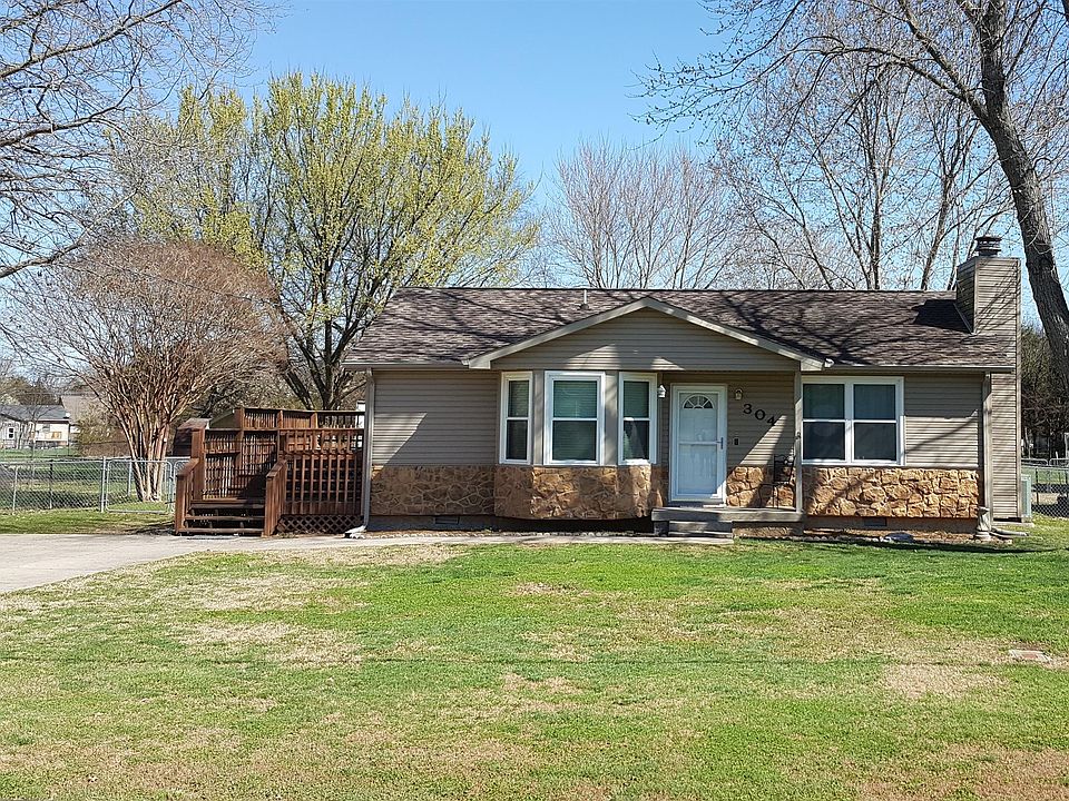 1st image of 304 E Sagefield Dr