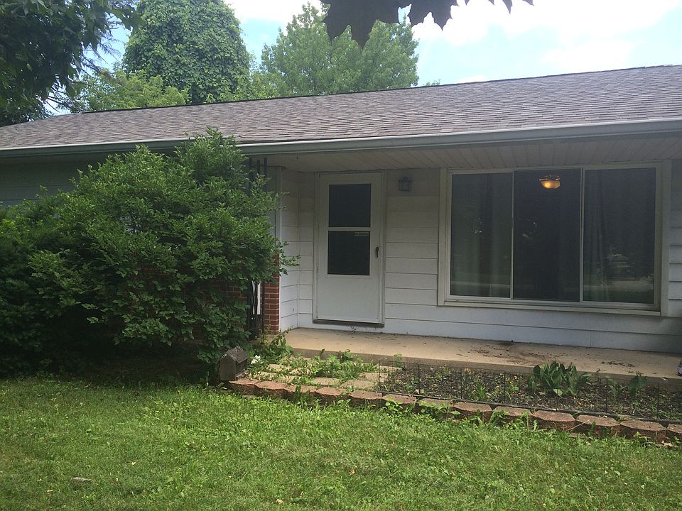 1st image of 561 Meadow Ln