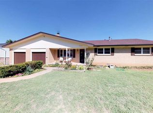 3625 Cheyenne Dr, Woodward, OK 73801
