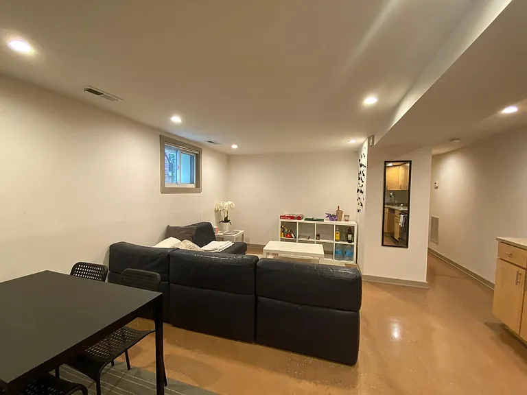 1824 Park Rd NW #B — Photo 6