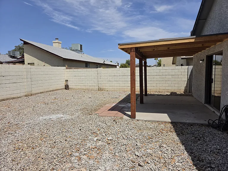 8728 W John Cabot Rd — Photo 27