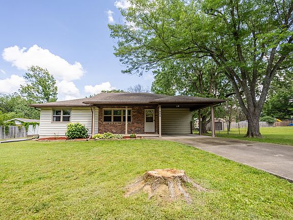 3rd image of 804 N Canton Avenue