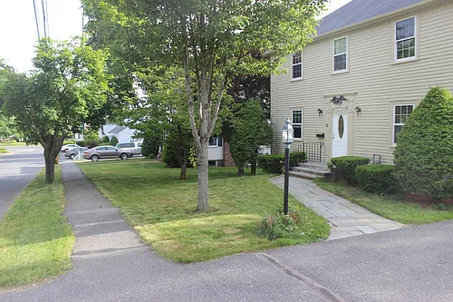 8 Park Ave Photo 1