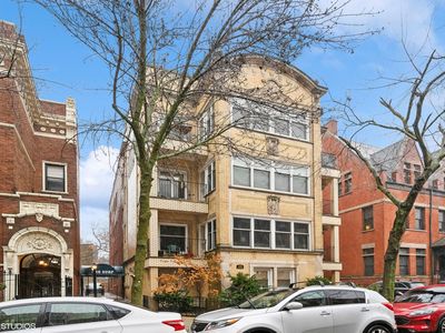 435 W Surf St APT 2A, Chicago, IL, 60657