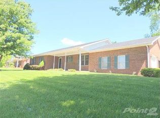 200 Doncaster Rd, Versailles, KY 40383