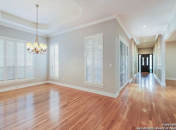 5th image of 42 Haverhill Way