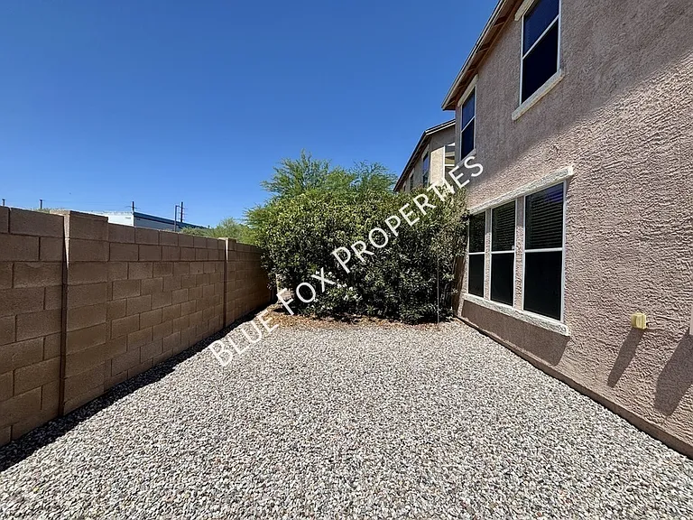 7996 E Senate St — Photo 30