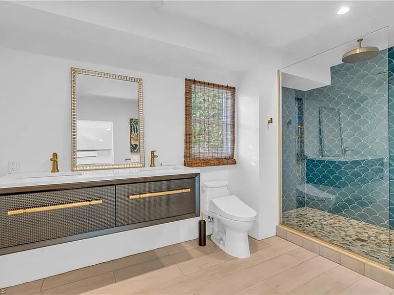 27725 Forester Dr — Photo 40