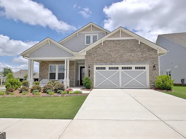 93 Club Cresswind Dr, Newnan, GA 30263